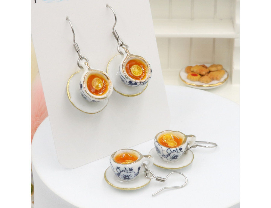 Kolczyki wiszące herbata ze spodeczkiem - Kolczyki miniatury napojów