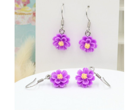 Kolczyki fioletowe kwiaty goździki